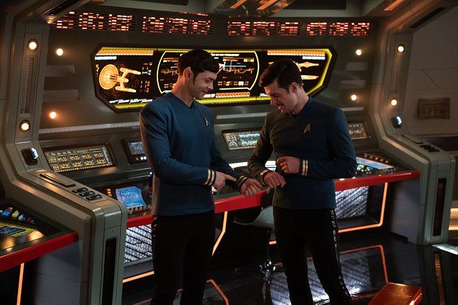 Star Trek: Strange New Worlds - Armon laatu - Kuvat kuvauksista - Ethan Peck, Dan Jeannotte
