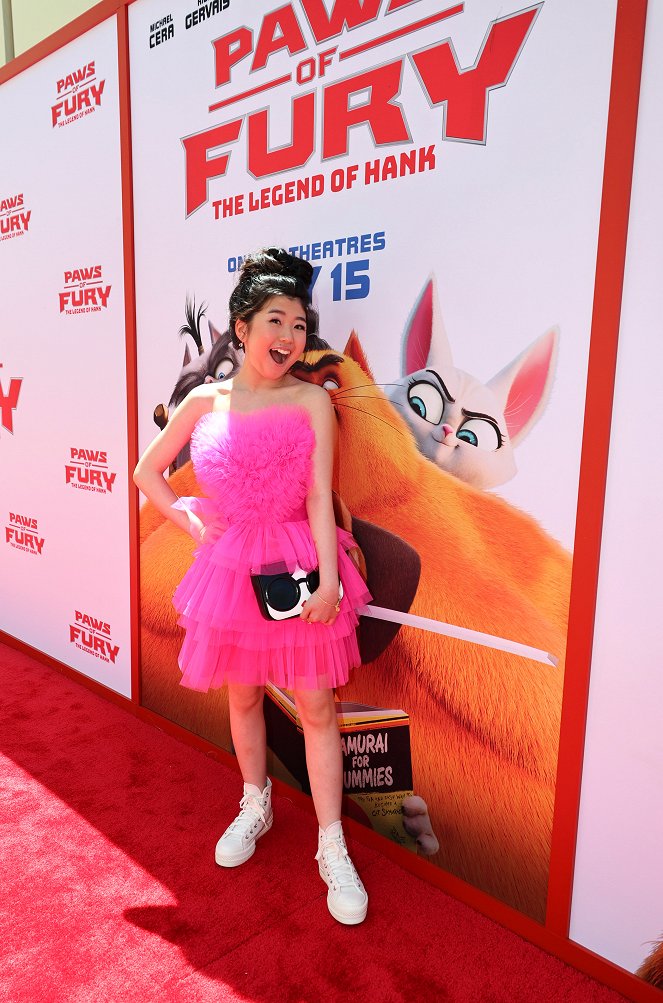 Patas em Fúria - De eventos - "Paws of Fury" Family Day at the Paramount Pictures Studios Lot on July 10, 2022 in Los Angeles, California. - Kylie Kuioka