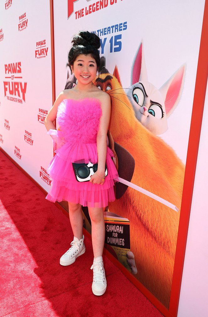 Tomboló blöki - Rendezvények - "Paws of Fury" Family Day at the Paramount Pictures Studios Lot on July 10, 2022 in Los Angeles, California. - Kylie Kuioka
