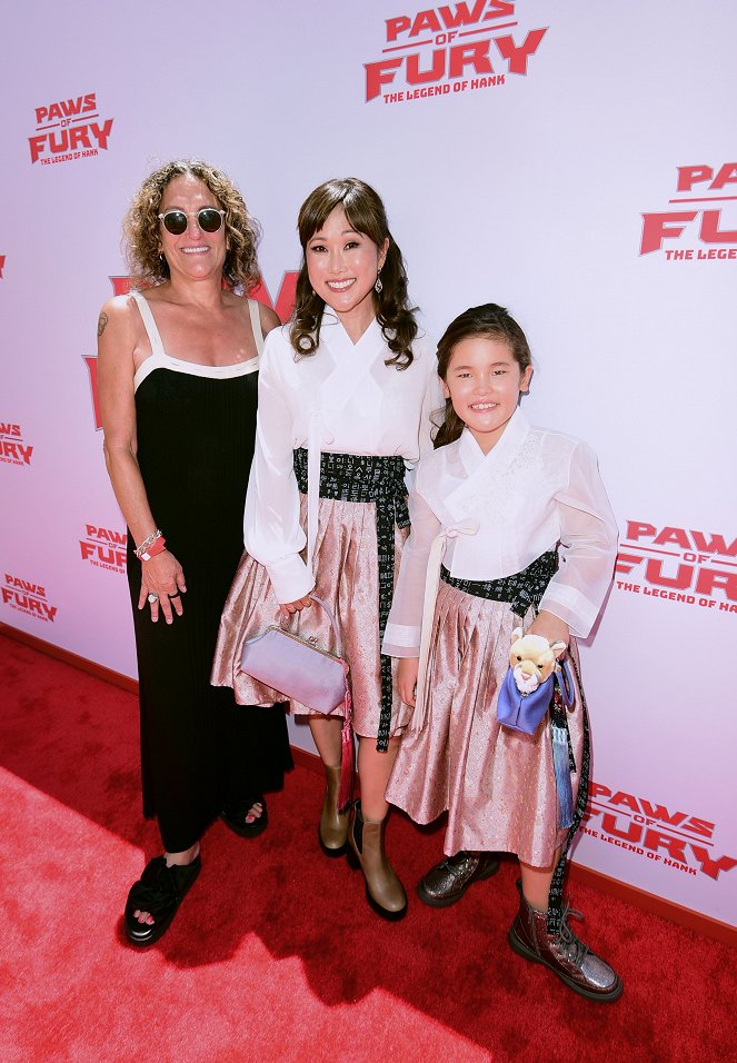 Tomboló blöki - Rendezvények - "Paws of Fury" Family Day at the Paramount Pictures Studios Lot on July 10, 2022 in Los Angeles, California. - Cathy Shim