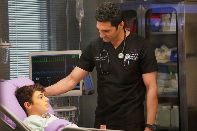 Chicago Med - End of the Day, Anything Can Happen - Film - Dominic Rains
