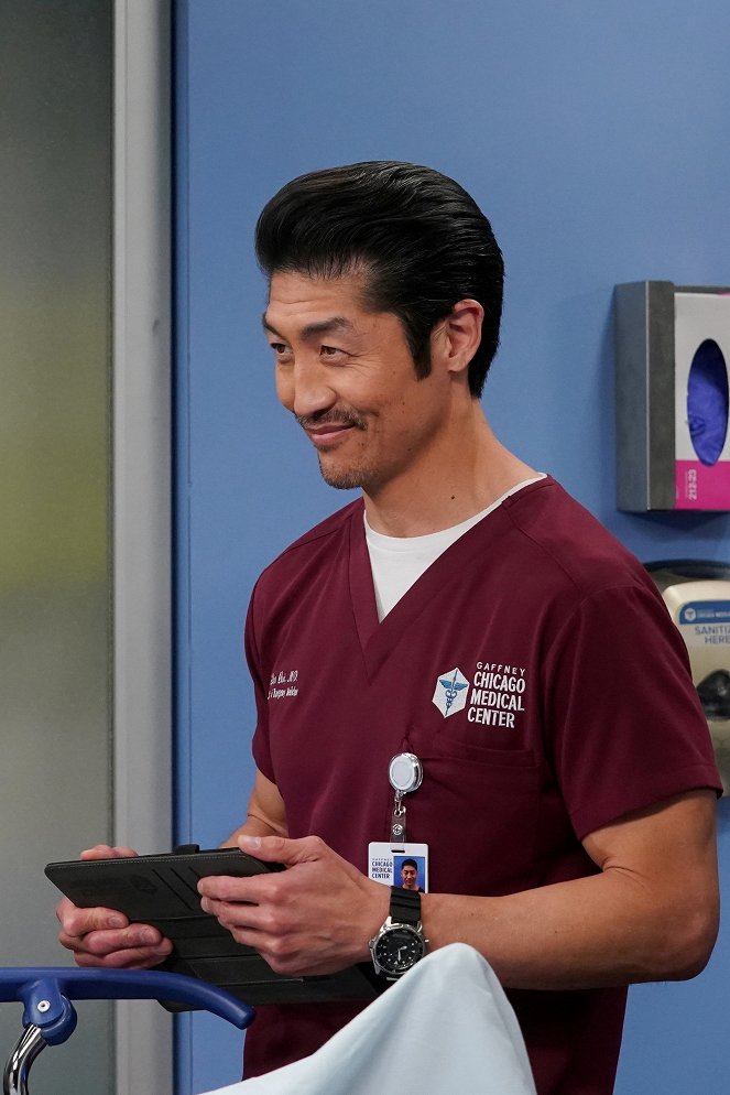 Chicago Med - End of the Day, Anything Can Happen - De la película - Brian Tee