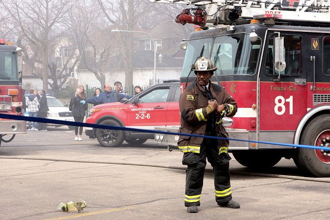 Chicago Fire - Finish What You Started - Do filme - Eamonn Walker