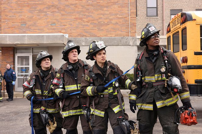 Chicago Fire - Season 10 - Finish What You Started - Photos - Randy Flagler, Miranda Rae Mayo