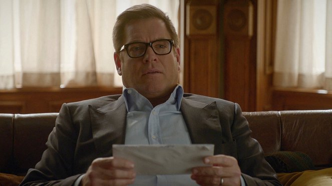 Bull - The Envelope, Please - Van film - Michael Weatherly