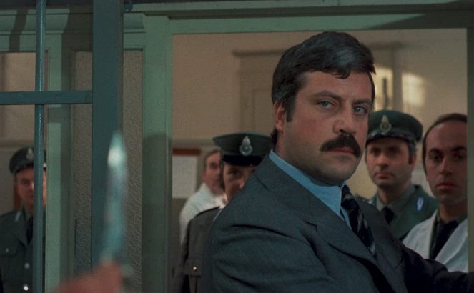 Blood in the Streets - Photos - Oliver Reed