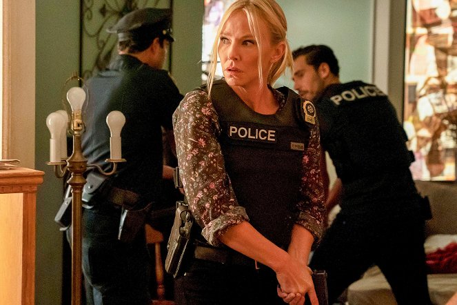 Law & Order: Special Victims Unit - Season 23 - I Thought You Were on My Side - Photos - Kelli Giddish