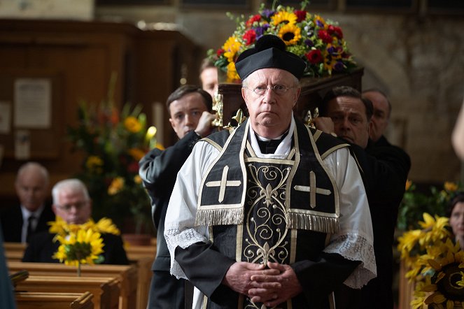 Father Brown - Season 9 - The Requiem for the Dead - Filmfotos