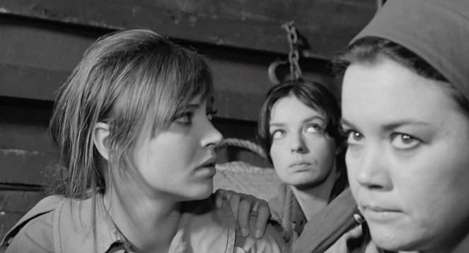 Des filles pour l'armée - Film - Anna Karina, Marie Laforêt