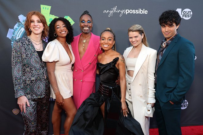 Anything's Possible - Evenementen - Outfest LA Film Festival Premiere of Anything's Possible on July 14, 2022 - Ximena García Lecuona, Simone Joy Jones, Billy Porter, Eva Reign, Kelly Lamor Wilson, Abubakr Ali