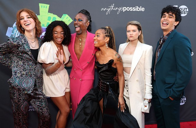 Anything's Possible - Evenementen - Outfest LA Film Festival Premiere of Anything's Possible on July 14, 2022 - Ximena García Lecuona, Simone Joy Jones, Billy Porter, Eva Reign, Kelly Lamor Wilson, Abubakr Ali