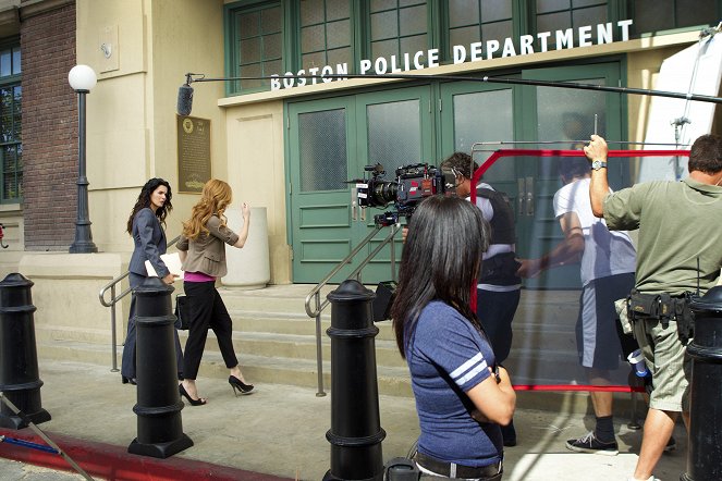 Rizzoli & Isles - Rebel Without a Pause - Making of