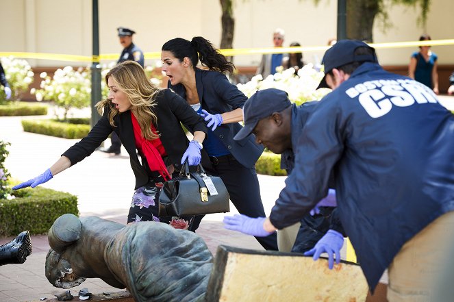 Rizzoli & Isles : Autopsie d'un meurtre - En chair et en plâtre - Film