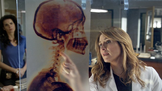 Rizzoli & Isles : Autopsie d'un meurtre - Poste mortelle - Film