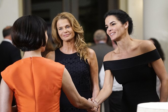 Rizzoli & Isles - Season 7 - There Be Ghosts - Photos