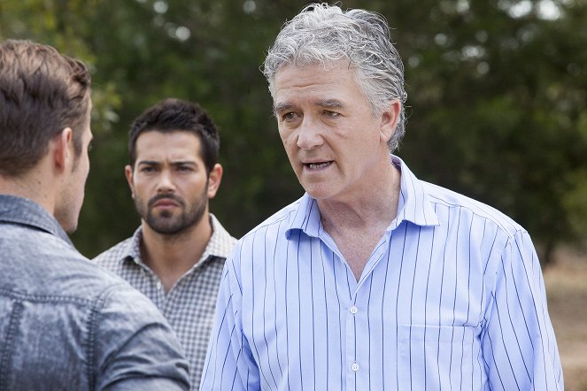 Dallas - Nouvelles stratégies - Film - Jesse Metcalfe, Patrick Duffy