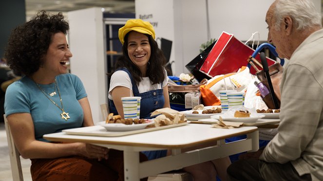 Broad City - Season 5 - Lost and Found - Z filmu