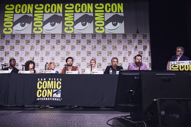 Severance - Season 1 - Tapahtumista - San Diego Comic-Con Panel - Tramell Tillman, Jen Tullock, Dichen Lachman, Adam Scott, Britt Lower, Ben Stiller, Dan Erickson, Patton Oswalt