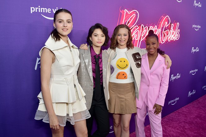 Újságos lányok - Season 1 - Rendezvények - "Paper Girls" Special Fan Screening At SDCC at the Manchester Grand Hyatt on July 22, 2022 in San Diego, California - Fina Strazza, Riley Lai Nelet, Sofia Rosinsky, Camryn Jones