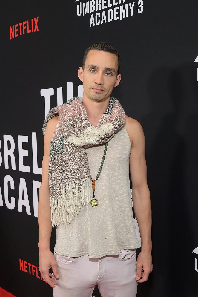 The Umbrella Academy - Season 3 - Z imprez - Umbrella Academy S3 Netflix Screening at The London West Hollywood at Beverly Hills on June 17, 2022 in West Hollywood, California