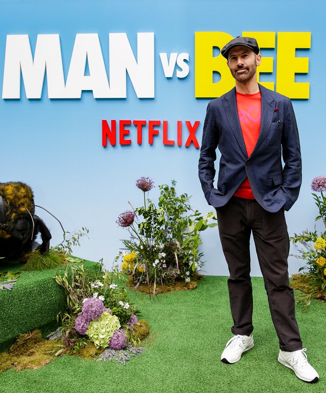 Człowiek kontra pszczoła - Z imprez - Man vs Bee London Premiere at The Everyman Cinema on June 19, 2022 in London, England - David Kerr