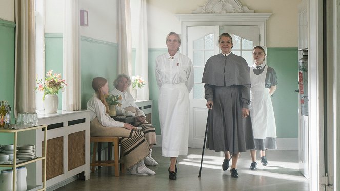 Sygeplejeskolen - Season 4 - Søster Elisabeth - Van film