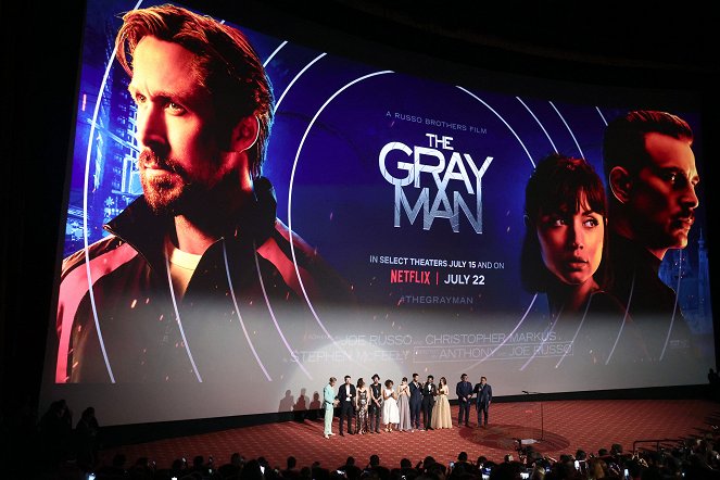 The Gray Man - Veranstaltungen - Netflix's "The Gray Man" Los Angeles Premiere at TCL Chinese Theatre on July 13, 2022 in Hollywood, California