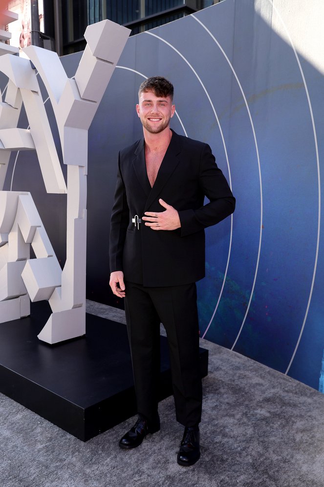 The Gray Man - Events - Netflix's "The Gray Man" Los Angeles Premiere at TCL Chinese Theatre on July 13, 2022 in Hollywood, California - Harry Jowsey