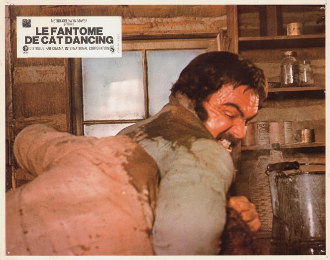 Człowiek który kochał "Tańczącą Kotkę" - Lobby karty - Burt Reynolds