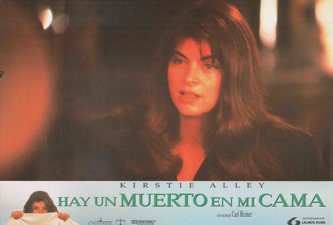 Hay un muerto en mi cama - Fotocromos - Kirstie Alley