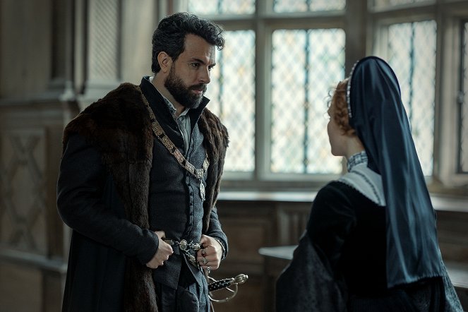 Becoming Elizabeth - Necessity Compels Me to Plague You - Filmfotók