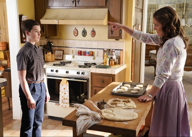 Young Sheldon - A Lobster, an Armadillo and a Way Bigger Number - Van film - Iain Armitage, Zoe Perry