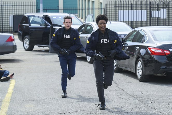 FBI: Special Crime Unit - Season 4 - Fear Nothing - Photos - John Boyd, Katherine Renee Kane