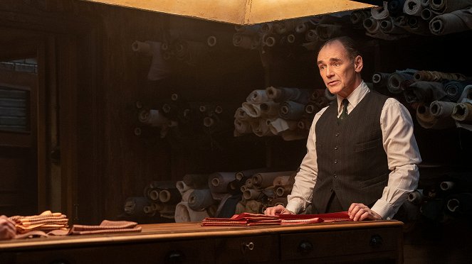 The Outfit - Photos - Mark Rylance