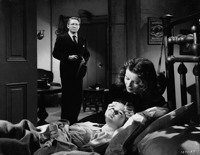 Keeper of the Flame - Filmfotók - Spencer Tracy, Darryl Hickman, Katharine Hepburn