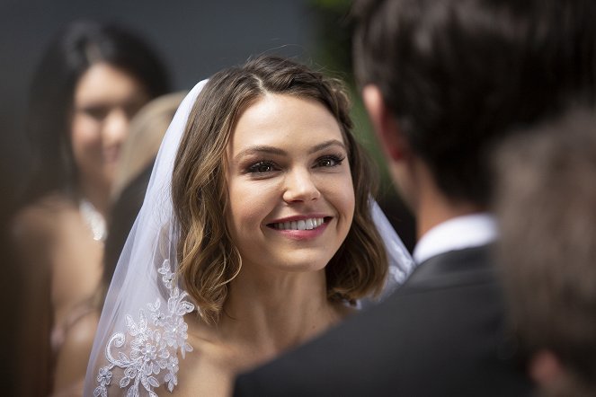 Guest House - Film - Aimee Teegarden