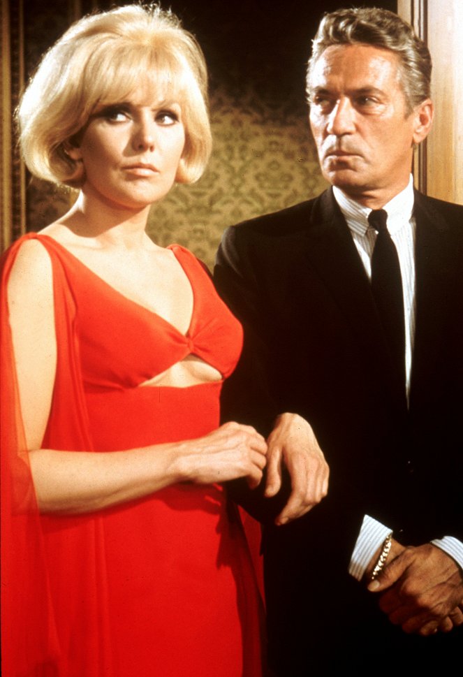 The Legend of Lylah Clare - Filmfotók - Kim Novak, Peter Finch