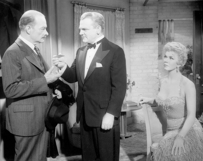 Love Me or Leave Me - Photos - Robert Keith, James Cagney, Doris Day
