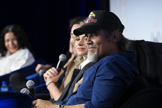 Outer Range - Events - The Prime Experience: "Outer Range" on May 15, 2022 in Beverly Hills, California - Imogen Poots, Josh Brolin