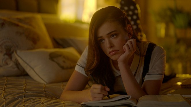 Legacies - Season 4 - There's No I in Team, or Whatever - Photos