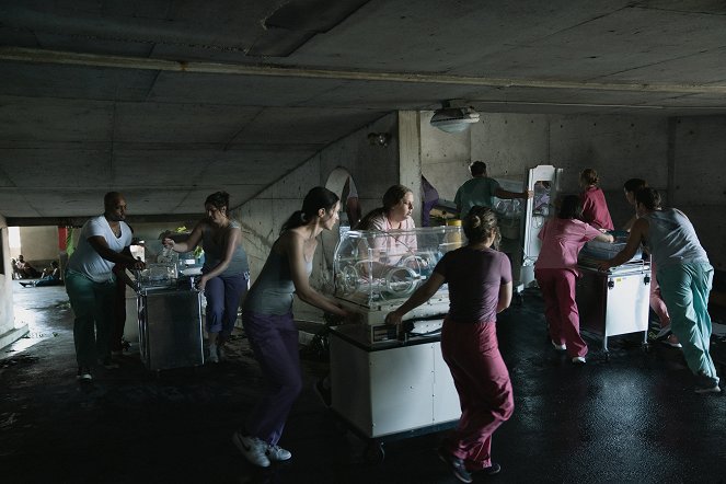 Memorial Hospital - Die Tage nach Hurrikan Katrina - Day Three - Filmfotos