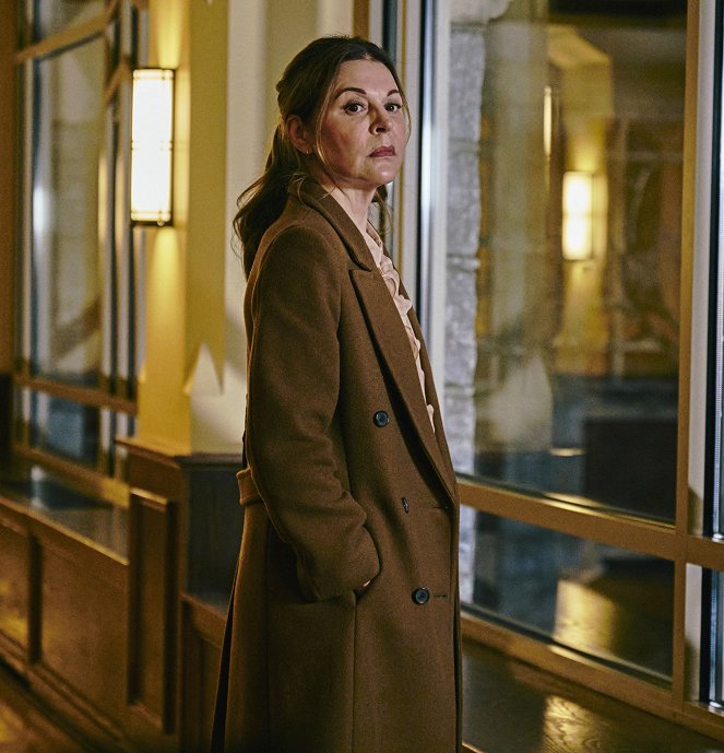 The Resident - Hell in a Handbasket - Photos - Jane Leeves
