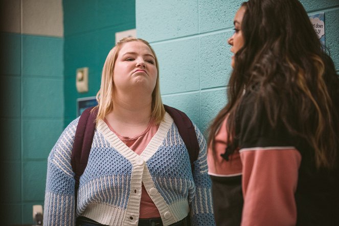 Astrid and Lilly Save the World - Toenail - Photos