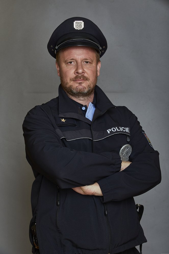 Policie Modrava - Série 4 - Werbefoto - Matěj Dadák