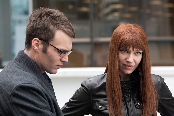 Fringe - Season 4 - Everything in Its Right Place - Photos