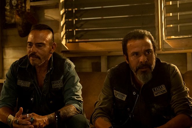 Mayans M.C. - The Righteous Wrath of an Honorable Man - Photos
