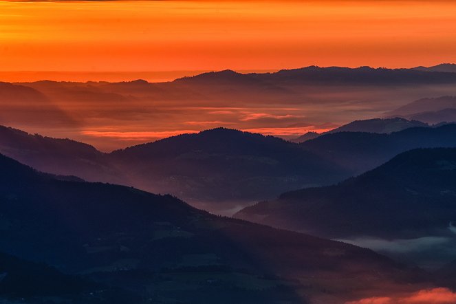 Bergwelten - Die Karawanken im Sommer – ’’Das südlichste Gebirge Österreichs’’ - De la película