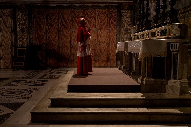 The New Pope - Episode 1 - Photos