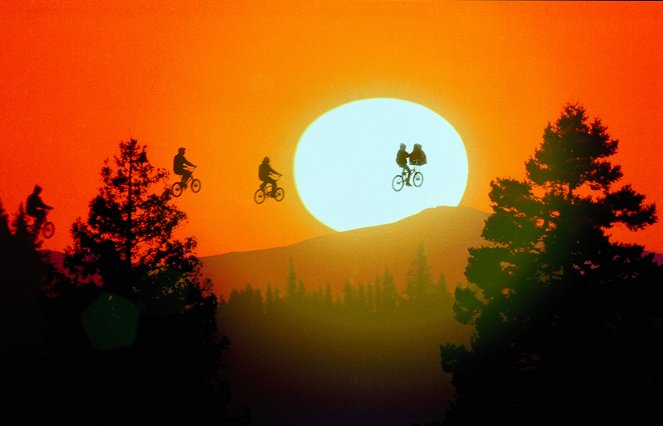 E.T. - Kuvat elokuvasta