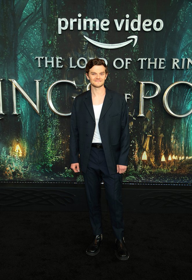 The Lord of the Rings: The Rings of Power - Season 1 - Events - "The Lord Of The Rings: The Rings Of Power" New York Special Screening at Alice Tully Hall on August 23, 2022 in New York City - Robert Aramayo